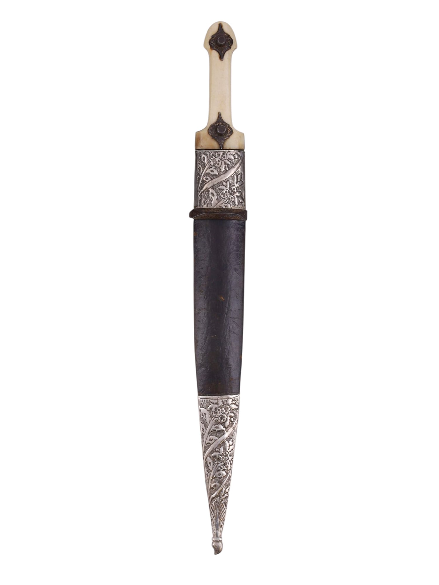 A CAUCASIAN KINDJAL DAGGER WITH BONE GRIP SCALES, 19TH CENTURY (1 of 11)