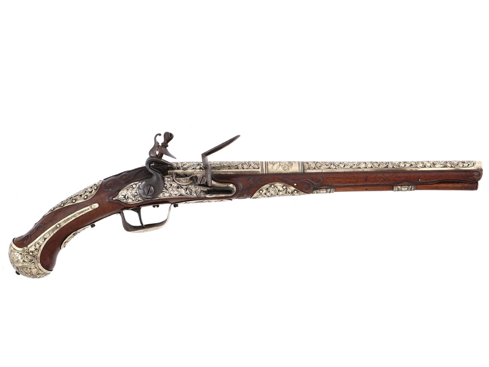 A FLINTLOCK PISTOL, BRILLIANTLY ENGRAVED, PROBABLY GERMAN OR DUTCH, C. 1750 (1 of 10)