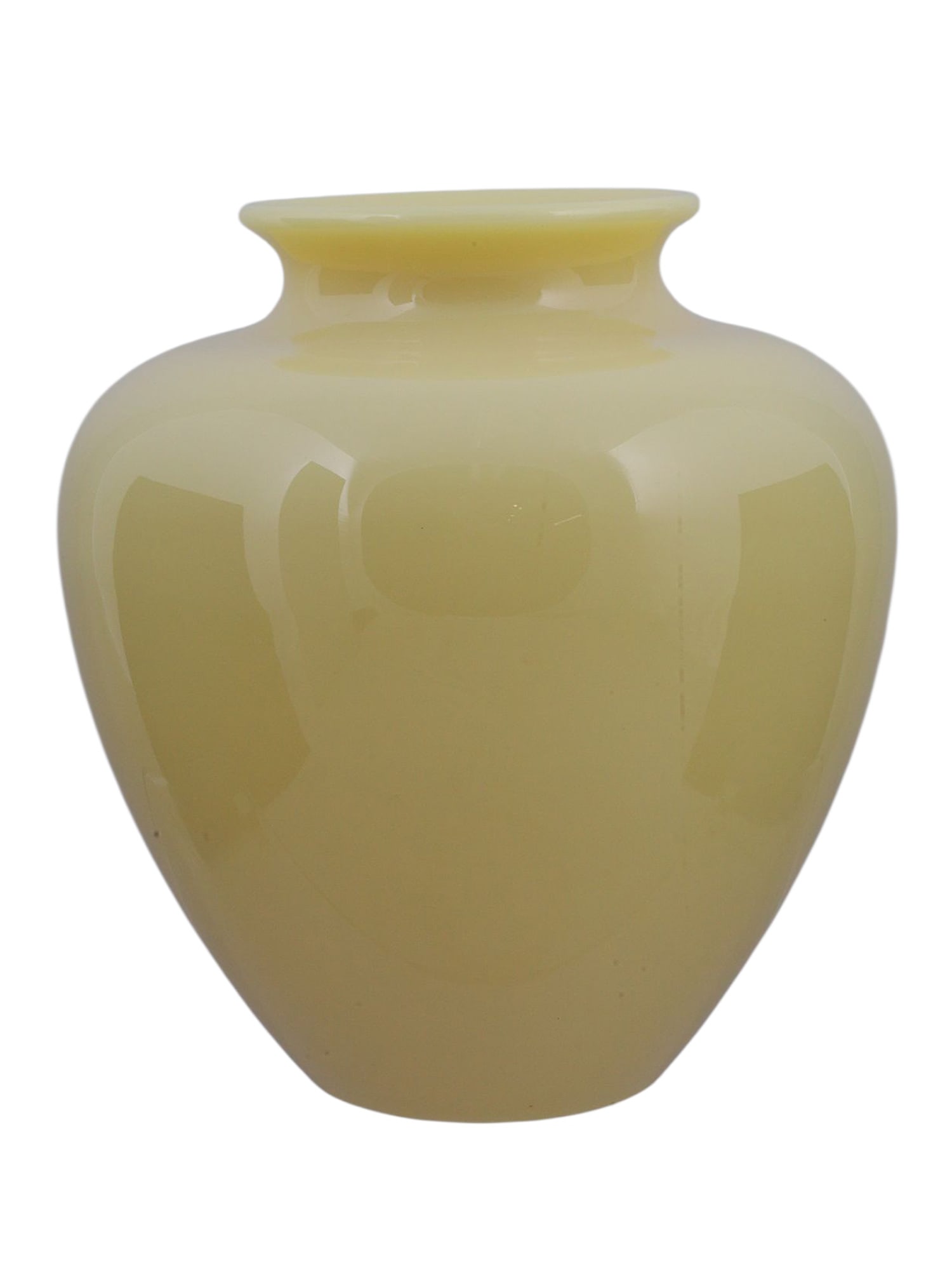 A LARGE STEUBEN IVORY GLASS VASE IN THE ARTS AND CRAFTS STYLE, C. 1920 (1 of 3)