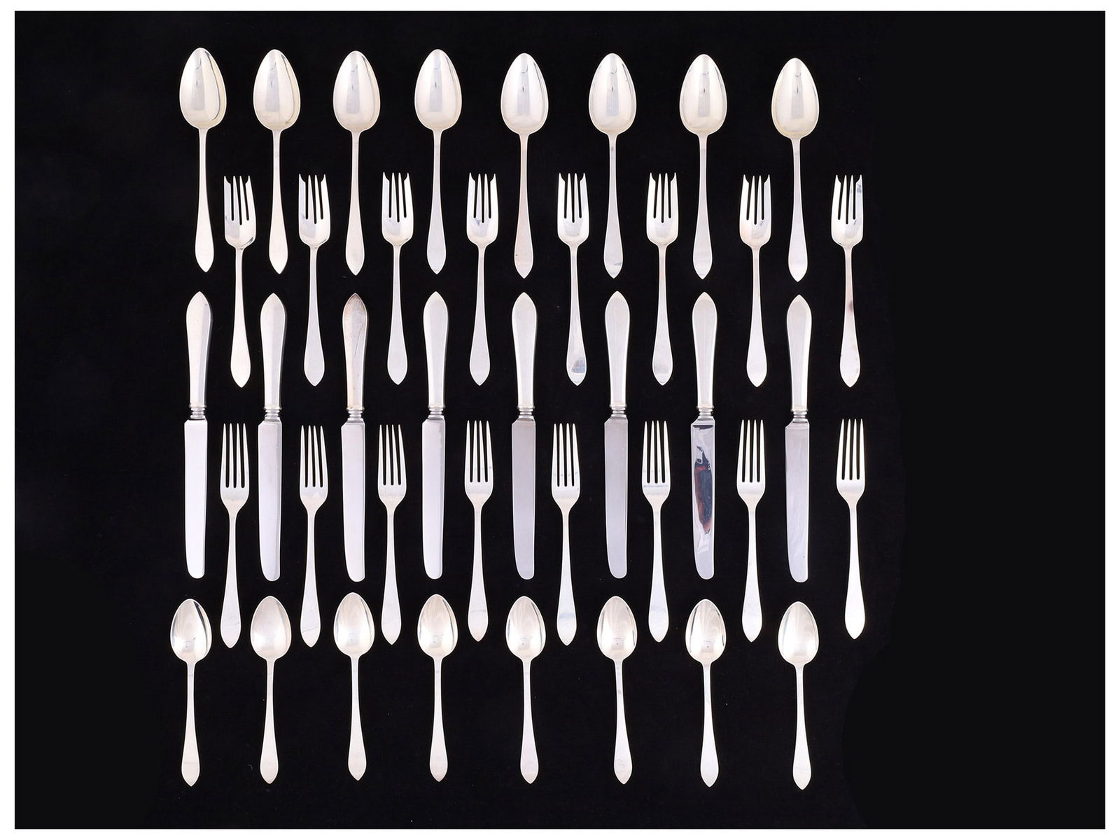 A TIFFANY & CO. SILVER FLATWARE SET FOR EIGHT PERSONS (1 of 5)