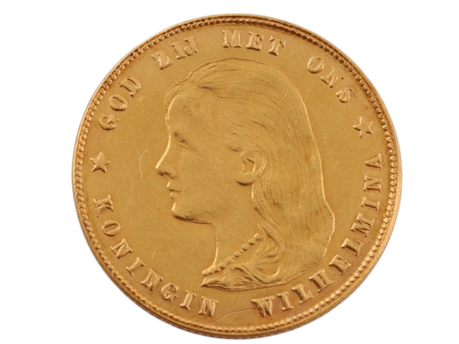 AN 1897 10 GULDEN WILHEMINA COIN, KINGDOM OF THE NETHERLANDS: A Dutch Kingdom of the Netherlands 10 Gulden coin in gold, produced in 1897 during the reign of Queen Wilhelmina IV and displaying her face to one side and her coat of arms to the other.Wilhelmina was