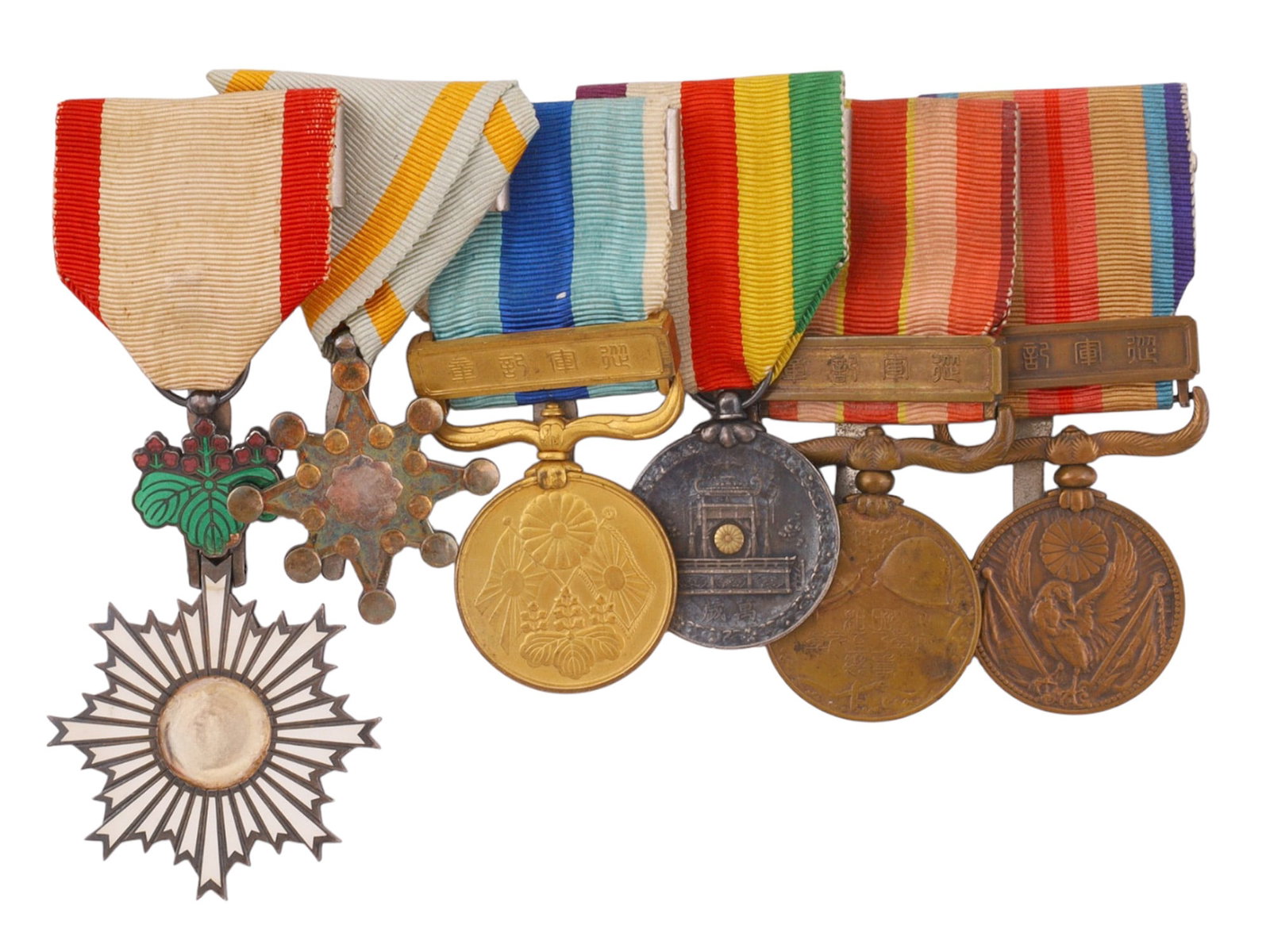 A JAPANESE MEDAL BAR WITH SIX DECORATIONS, SHOWA PERIOD (1 of 8)