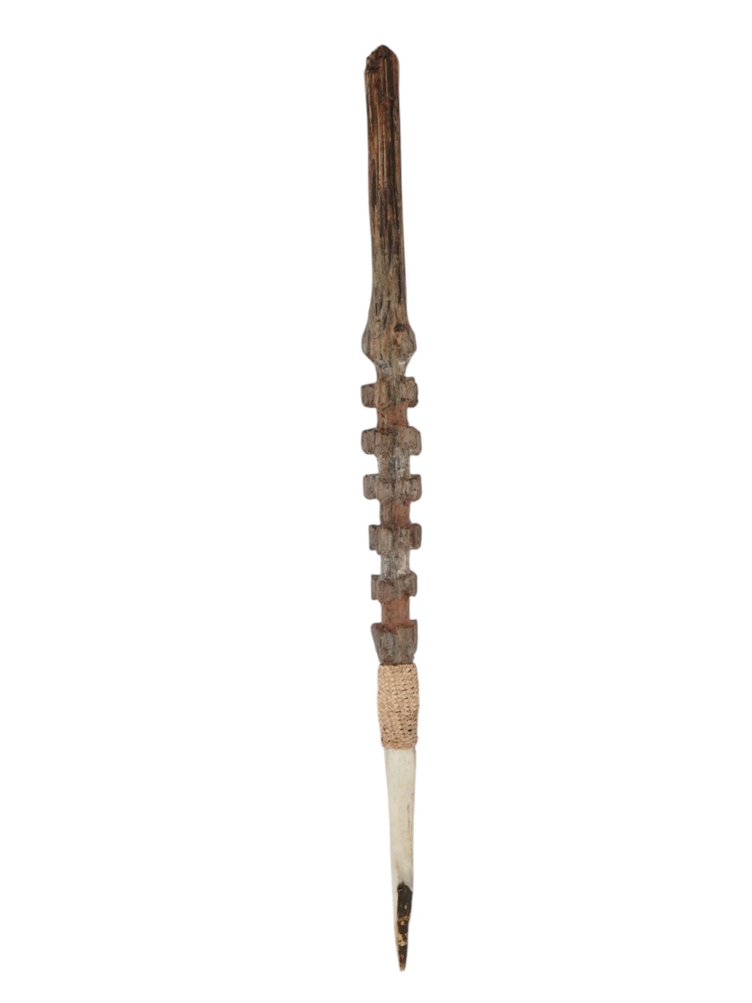 A PAPUA NEW GUINEAN CARVED ARROWHEAD WITH CASSOWARY CLAW TIP, 20TH CENTURY (1 of 6)