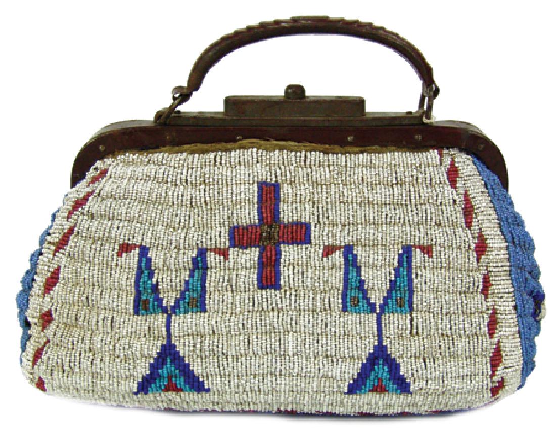 Sioux Fully Beaded Bag (1 of 10)