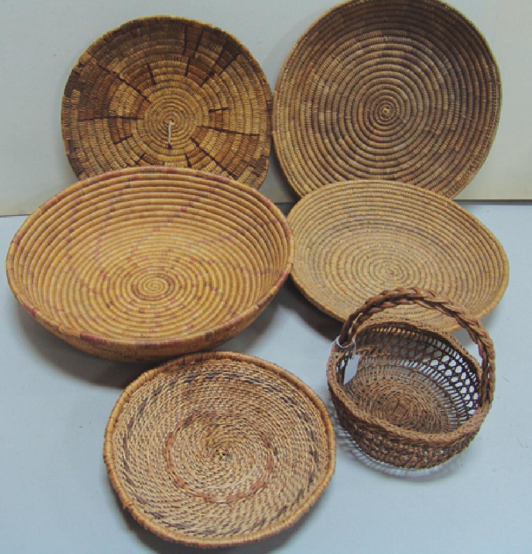 Box Lot of Baskets (1 of 20)