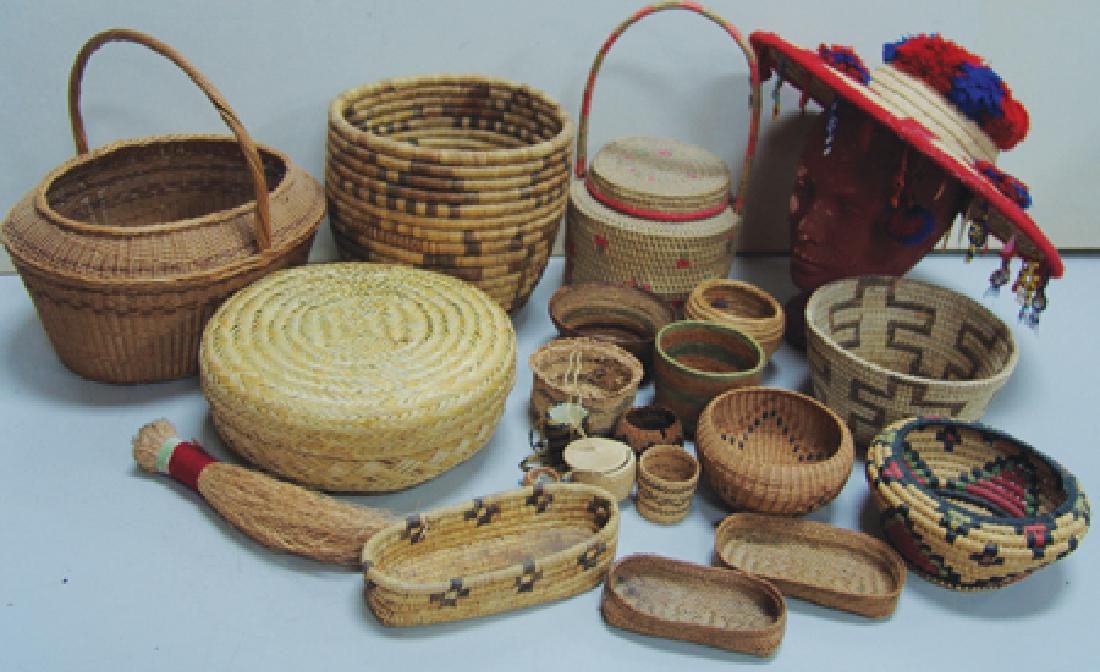 Box Lot of Baskets (1 of 20)