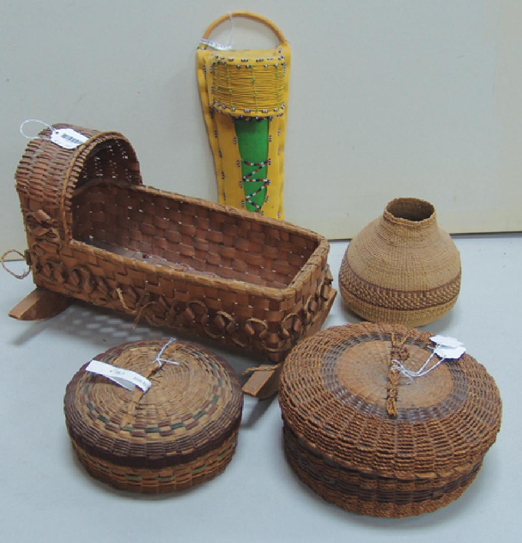 Box Lot of Basketry Items (1 of 20)