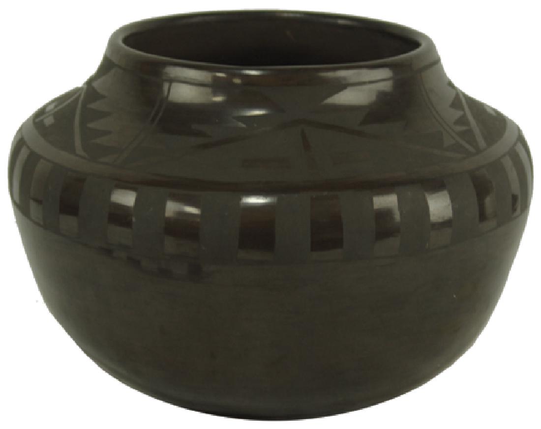 San Idefonso Pottery- Carmelita Dunlap (1925-2000) (1 of 7)