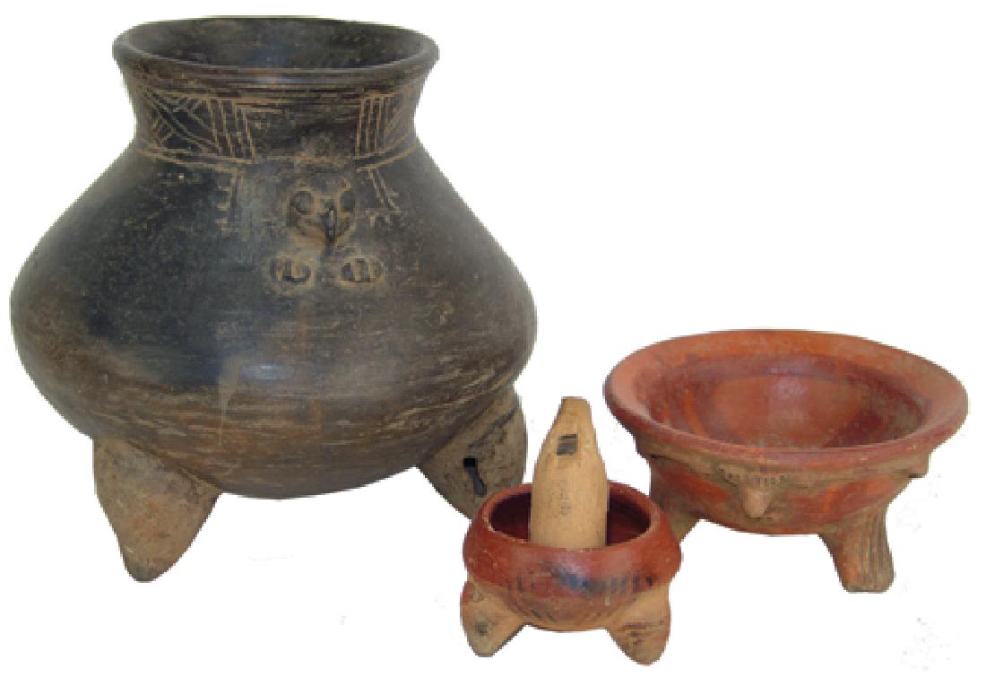 Box Lot of Pottery Items (1 of 11)