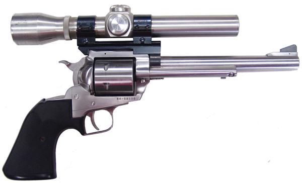 Ruger "Super Blackhawk" Revolver with Scope: Late 0900s 14" Amazing, .44 magnum cal. stainless finish, six-shot revolver with 7-1/2" barrel and black rubber grips, plus Leupold scope (cracked lens, incomplete) Very good