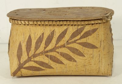 Iroquoise Birch Bark Basket: Beautiful older lidded container with finely etched floral forms on the sides. Condition: Very good. Circa early to mid 1900s. 6" x 6" x 11"