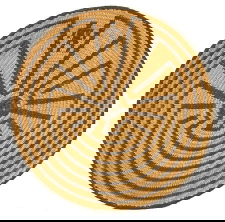 Pima Man-in-maze Basket: Beautiful woven basketry tray/plate with classic man-in-maze design. Condition: very good. 11-1/2" Circa: Mid 1900s