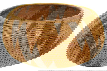 Pomo Basket: Classic old flat bottom "tsai" weave basketry bowl with lightning designs and single rod construction. Condition: very good. 2-3/4" x 6-1/2" Circa: Early 1900s