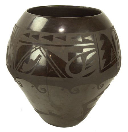 San Ildefonso Pottery Jar - Carmelita Dunlap: 1960s, Very large black-on-black jar with wide band of toad symbols. Very good condition, an unusually large size for her, a museum piece by Maria's niece. 13" x 12"