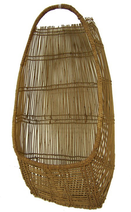 Hupa Basketry Cradle: Very fine traditional open weave toy baby carrier. Very good condition, minor imperfections. Circa: Early/Mid 1900s Size: 4" x 16" x 8"
