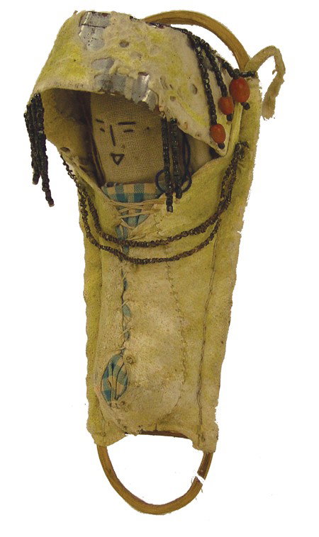 Plateau Toy Cradle: Mid 1900s, Cute yellow ochred miniature buckskin baby carrier with bent willow frame and bead accents. Good condition. 3" x 7"