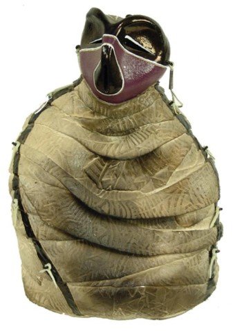 David Groat - 20th Century (Aleut): Signed original pottery sculpture "Spirit Singer". Very good condition. Retail $750. Circa: Late 1900s Size: 13" x 10" x 5"