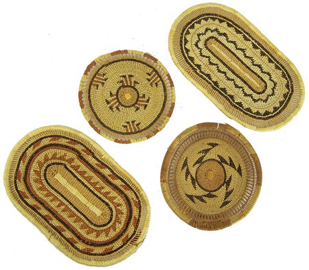 4 Karuk Basketry Mats - Florence Jacobs Harrie: Various, A pair of fine ovals and one round from the 1970s, plus an earlier round version from the 1930s. All in very good condition, the old one with a few missing stitches. From the Florence Harrie 
