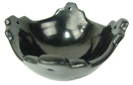 San Ildefonso Pottery Bowl - Margaret Tafoya (?): Mid/Late 1900s, Small burnished blackware pottery vessel with "Kiva bowl" style rim. Very good condition. 3-5/8" x 6-1/2"