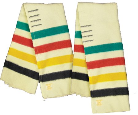 Matching Hudson's Bay Point Blankets (1 of 10)