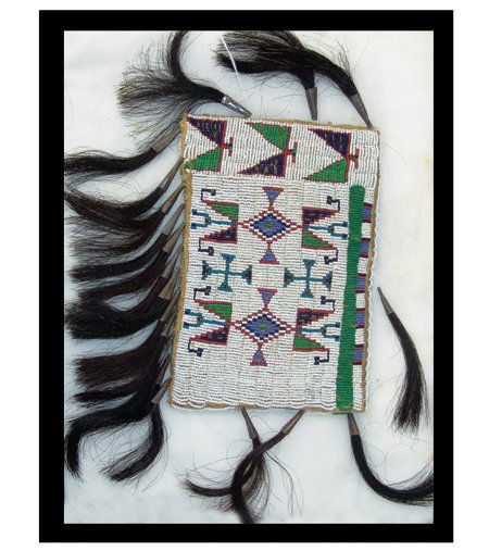 Sioux Beaded Bag (1 of 10)