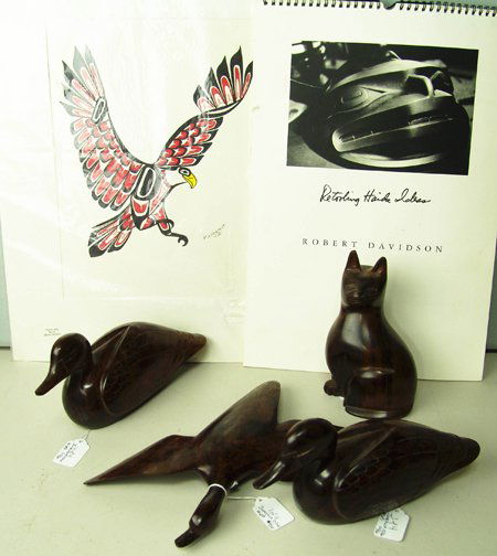 4 Wooden Sculptures + Artwork (1 of 10)