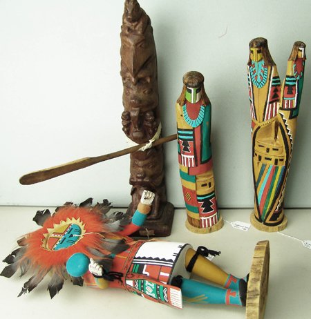 4 Wood Carvings (1 of 10)