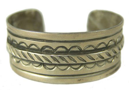 Vintage Navajo Bracelet (1 of 7)