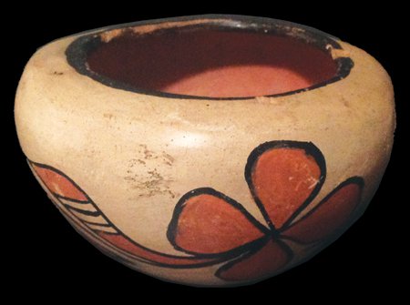 Santa Domingo Pottery (1 of 2)