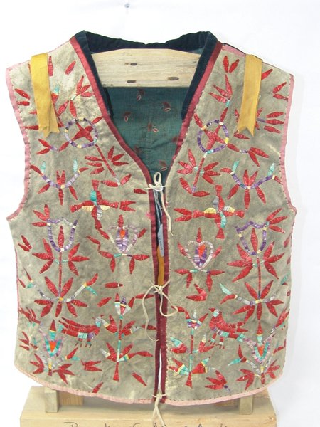 Santee Sioux Vest (1 of 10)