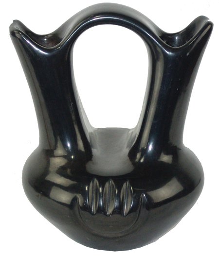 Santa Clara Pottery - Tina Garcia (1 of 9)