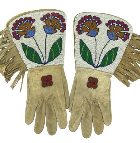 Blackfeet Beaded Gauntlets (1 of 7)