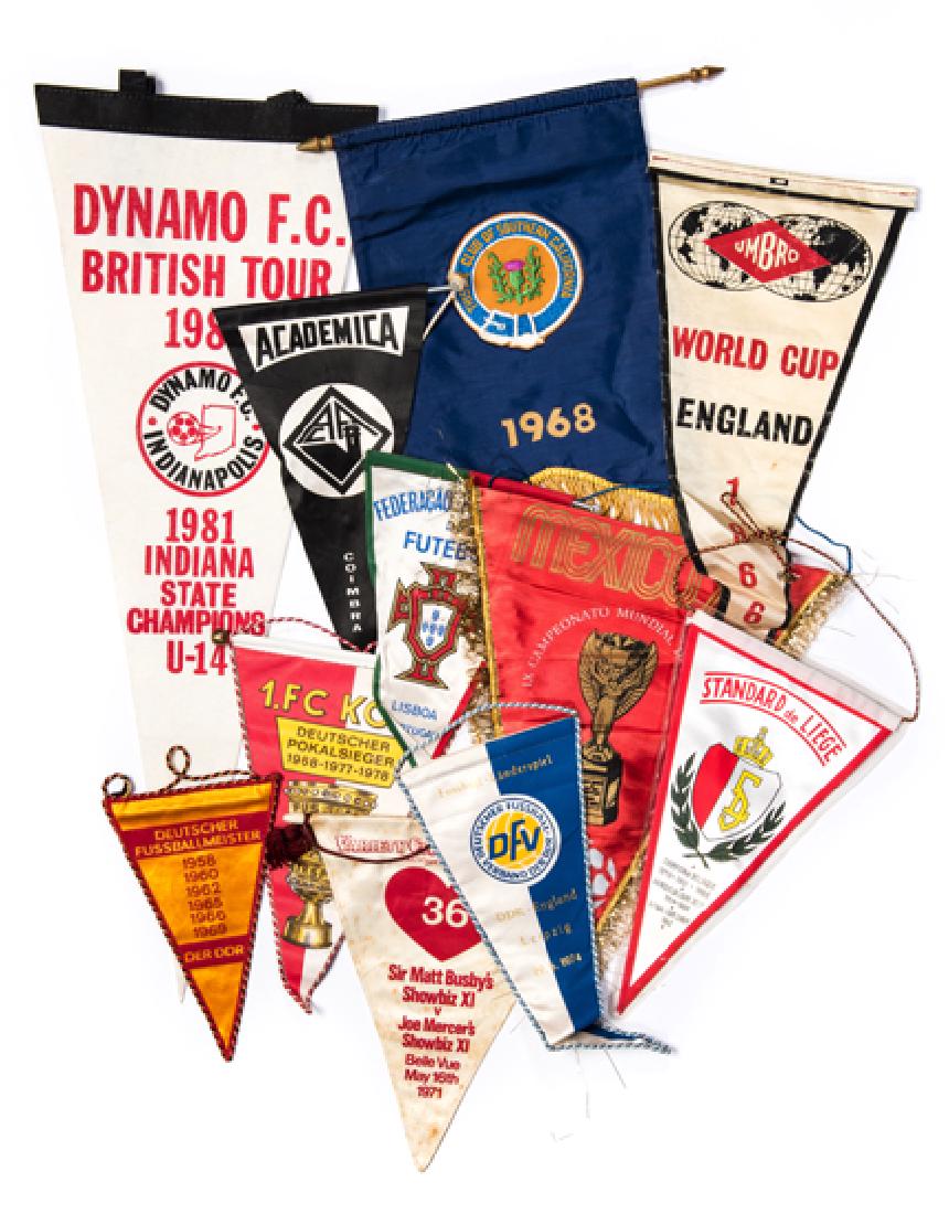 Joe Mercer pennant collection, 1.FC Koln, Portuguese: Joe Mercer pennant collection, 1.FC Koln, Portuguese F.A., Variety Club of Great Britain Sir Matt Busby's XI v Joe Mercer's XI 1971, Academica. Dynamo F.C. Indianapolis British Tour 1983, 1966 World C