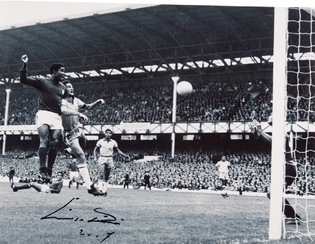 Eusebio signed photograph, large 16 by 12in. b&w at (1 of 1)