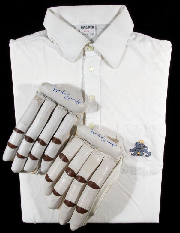 Geoffrey Boycott: a pair of signed match-worn batt