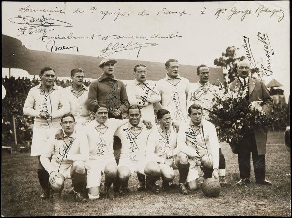 A signed b&w photograph of the Uruguayan gold-meda
