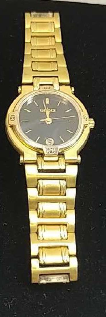 Gucci 9200L Ladies Watch (1 of 4)