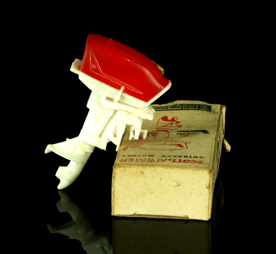 RARE VINTAGE Scott-Atwater Lapel-Pin Model Outboard: Nice rare 1950's vintage Lapel-Pin Model Outboard Motor with box. Formerly of the Nick Hadden Collection of Vintage Toys & Models.