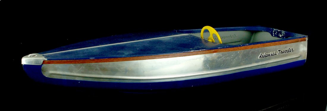 17" Scale Model Arkansas Traveler Skiff Model MB-2: Excellent condition vintage (early 1960's) example with some scuffing to the blue paint on deck and hull. RARE example meant to be run with one of the model Outboards elsewhere in this auction. Fantas