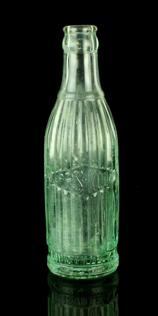 1920's EPPS-KOLA Soda Bottle 6 1/2" FL OZ: Interesting early Cola bottle marked 'EPPS-KOLA', 'JOHN G. EPPING' , 'LOUISVILLE, KY.' and with large 'E' on bottom with 'TRADE MARK REG' and 'CON. 6 1/2 FL.OZ.' Nice piece of Kentucky bottling histor