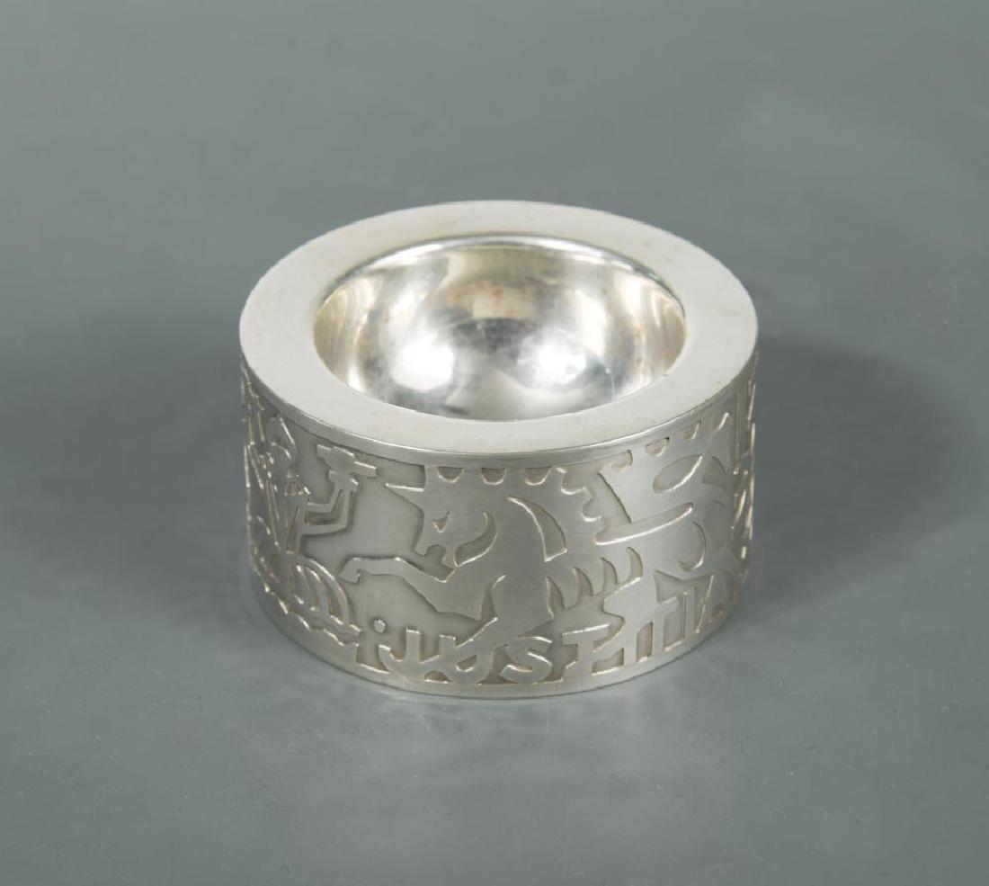 Alex Styles for the Naylor Brothers, a 650th: Alex Styles for the Naylor Brothers, a 650th Anniversary Goldsmiths Company silver drum salt cellar, London 1977, retailed by Garrard & Co., 2.3ozt 3.50 x 6cm (1 x 2in)