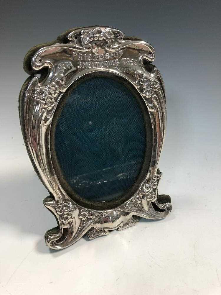 An Edward VII silver easel back photograph frame, (1 of 1)