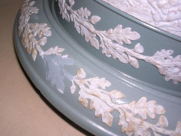 A 19TH C STILTON DISH - 3