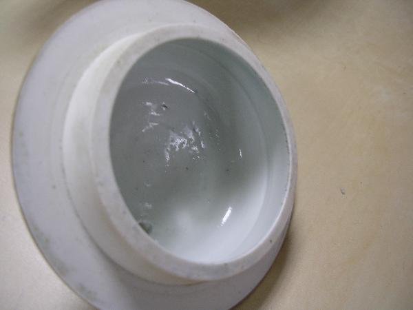 A TEA POT AND COVER - 5