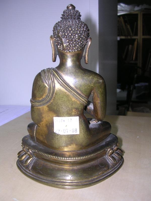 A GILT BRONZE TEMPLE FIGURE - 3