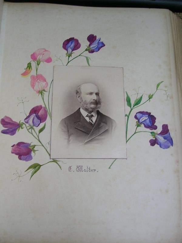 A 'SORRENTO' INLAID OLIVE-WOOD PHOTOGRAPH ALBUM, - 4