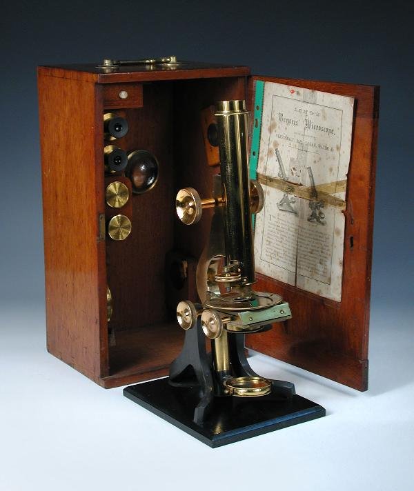 LONG BRASS BREWERS MICROSCOPE BOXED AND