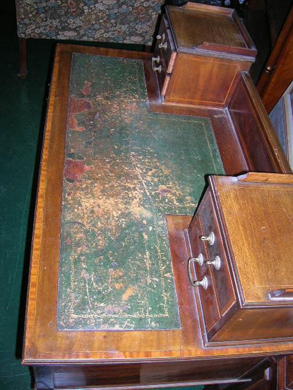 AN EDWARDIAN MAHOGANY BONHEUR DU JOUR C.1910 - 2