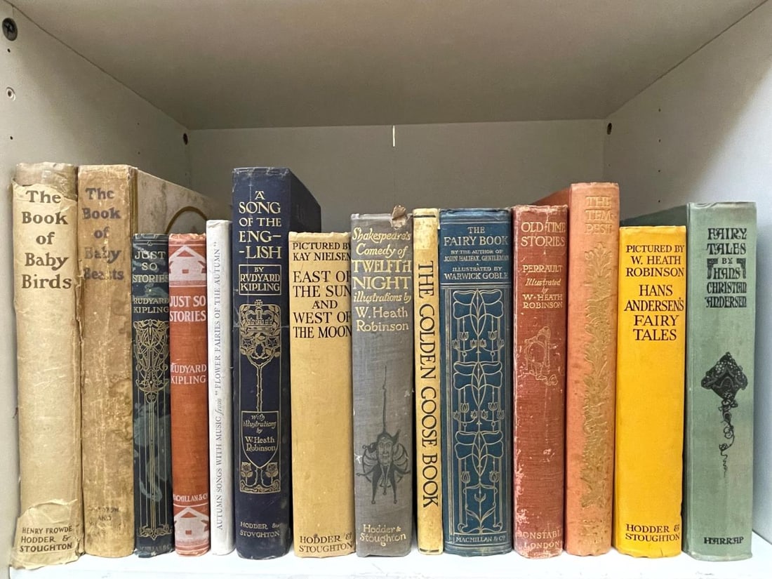 Children's illustrated. (1 of 4)