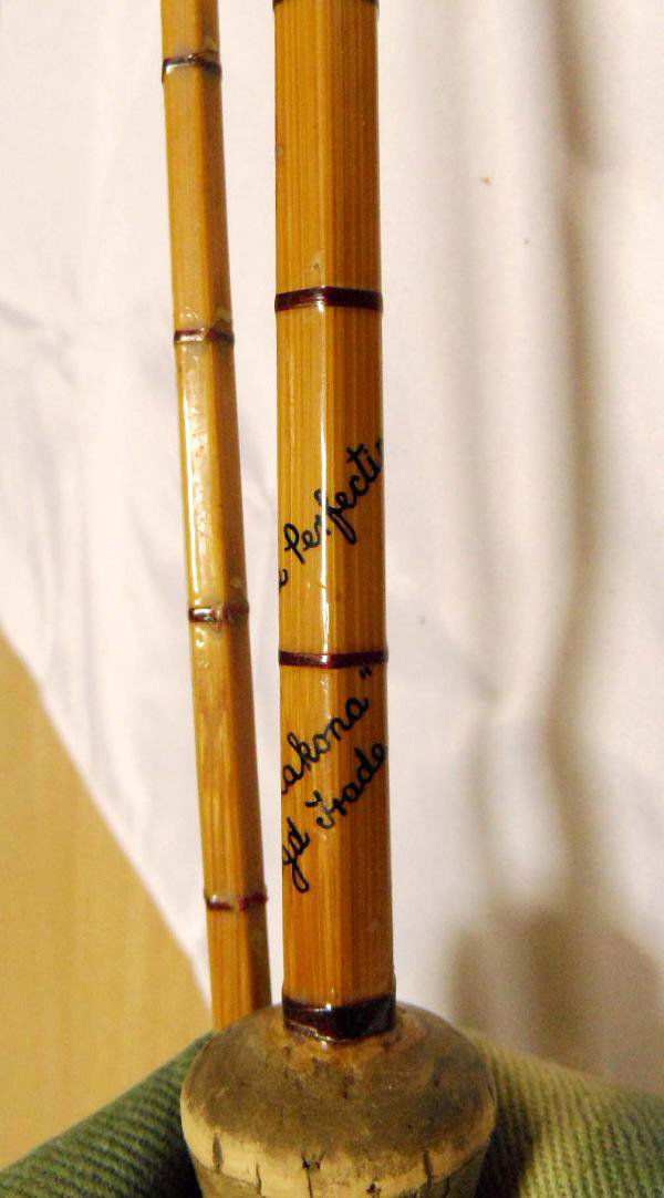 Hardy - The 'Perfection' split cane trout fly rod,: Hardy - The 'Perfection' split cane trout fly rod, two piece, 9ft, No H17330; Hardy - a LRH No0 split cane spinning rod, two piece, 8ft 9in, E59166, in canvas Hardy bag